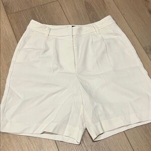 Express Tailored Bermuda High Rise Short. Size 6. Color: Swan. Like new.